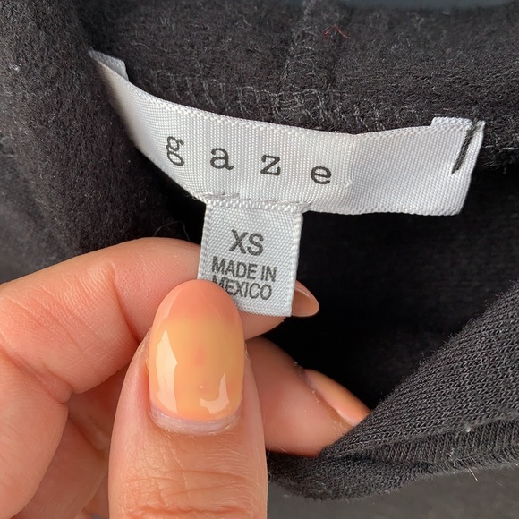 Black cropped scrunched hoodie - Picture 4 of 5